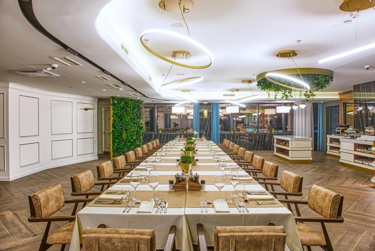 Hotel Pupin Novi Sad Bagian luar foto The restaurant