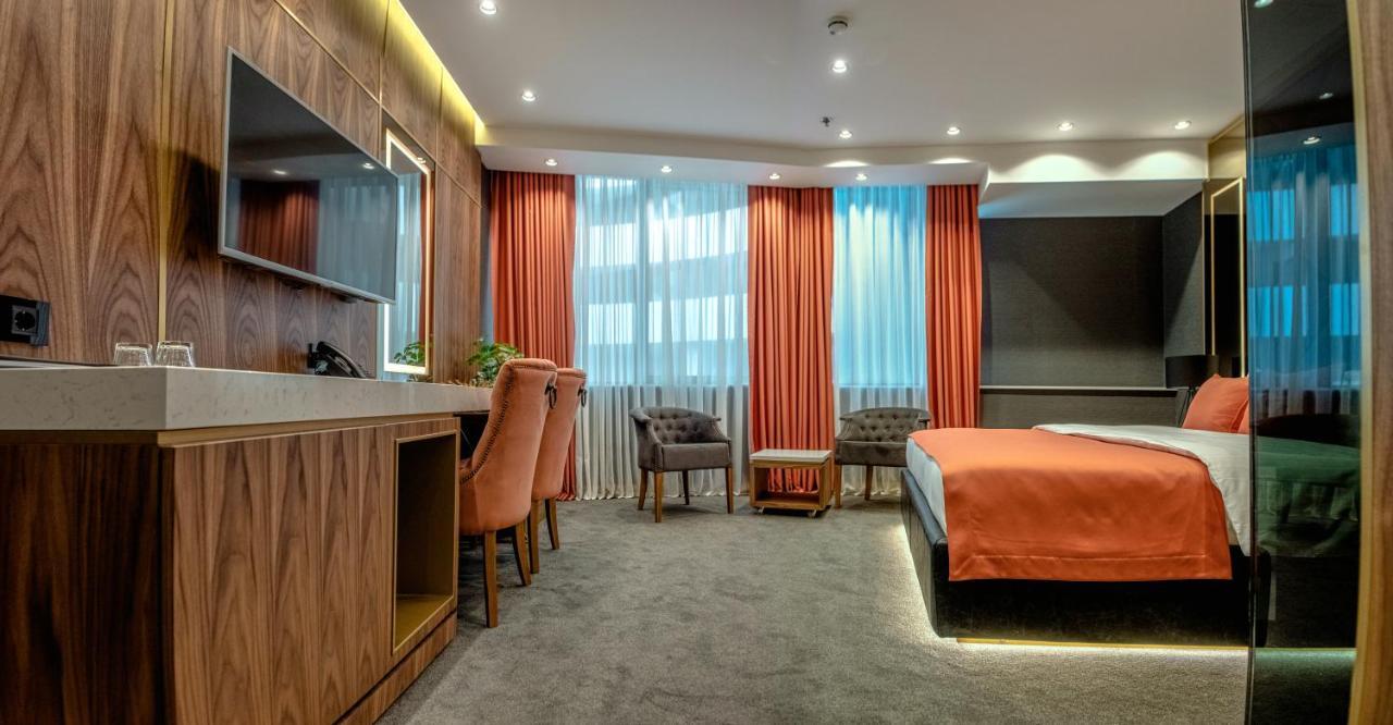 Hotel Pupin Novi Sad Bagian luar foto